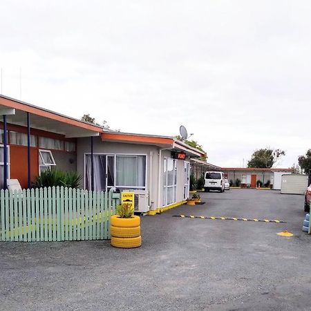 Paeroa Rail Trail Motel Extérieur photo